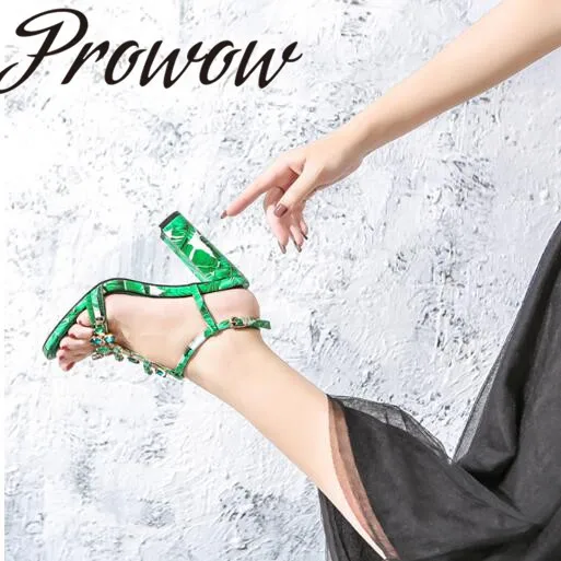 Prowow/Новинка; сезон весна-лето; Летние босоножки с цветочным принтом; модельные босоножки на высоком каблуке с открытым носком, украшенные кристаллами; женская обувь