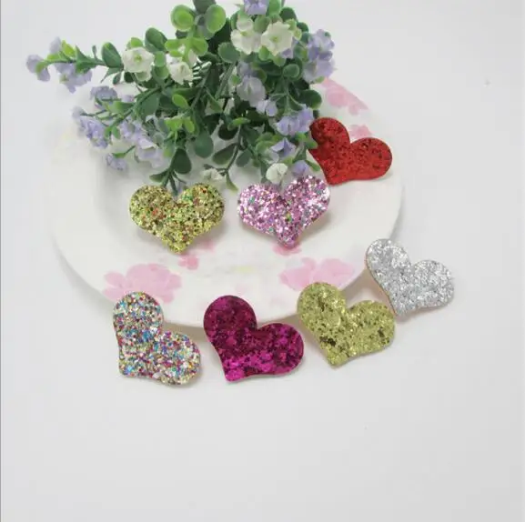 Глиттерное сердце с наполнителем, аппликация, размером 3,7х2,8 см, 50 штук, насекомые из фетра с клейкой основой для тканей/головных уборов/обуви/сумок/украшений.