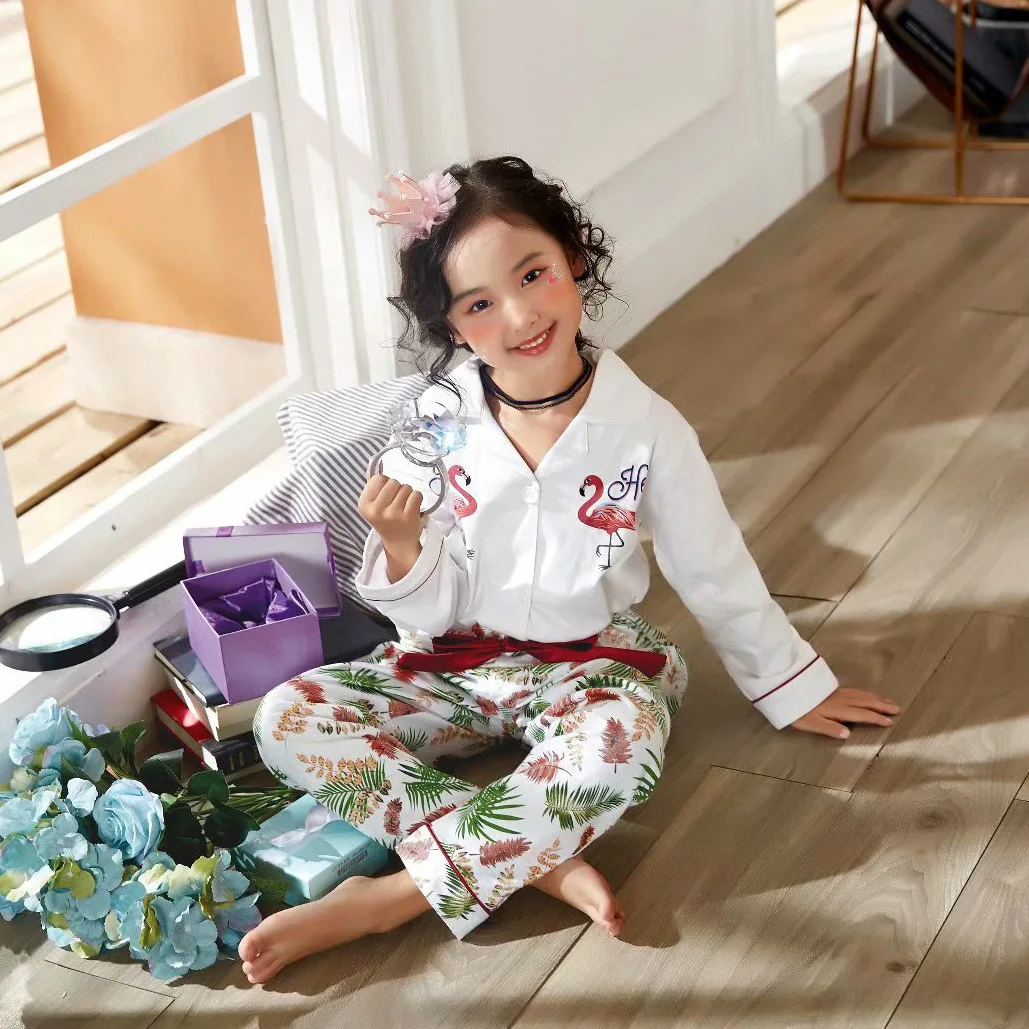 Пижамный комплект для маленьких девочек одежда мамы и дочки подходящая Пижама