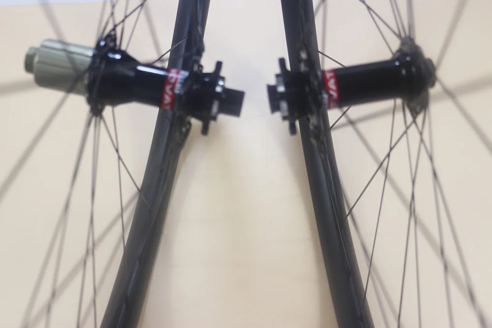 29er бескамерная офсетная ускорительная углеродная колесная пара 35 мм x 28 передняя