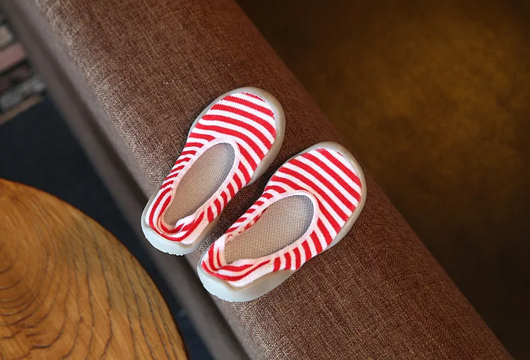 Новая модная летняя обувь для девочек chaussure трикотажная уличная дышащая домашняя