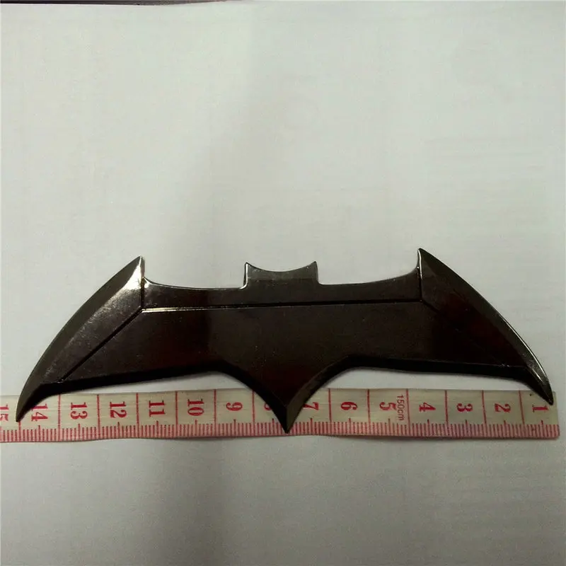 Бэтмен против Супермена: Рассвет Справедливости металлическое оружие летучая