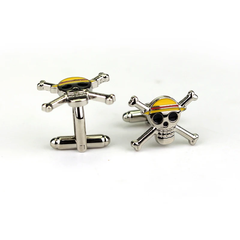 Одна штука соломенная шляпа Пираты Череп Логотип Запонки посеребренные запонки