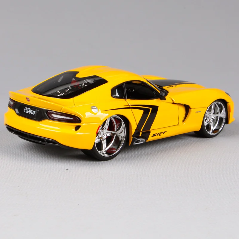 Maisto 1:24 Dodge 2013 SRT Viper GTS спортивный автомобиль литой модельный игрушка Новый в