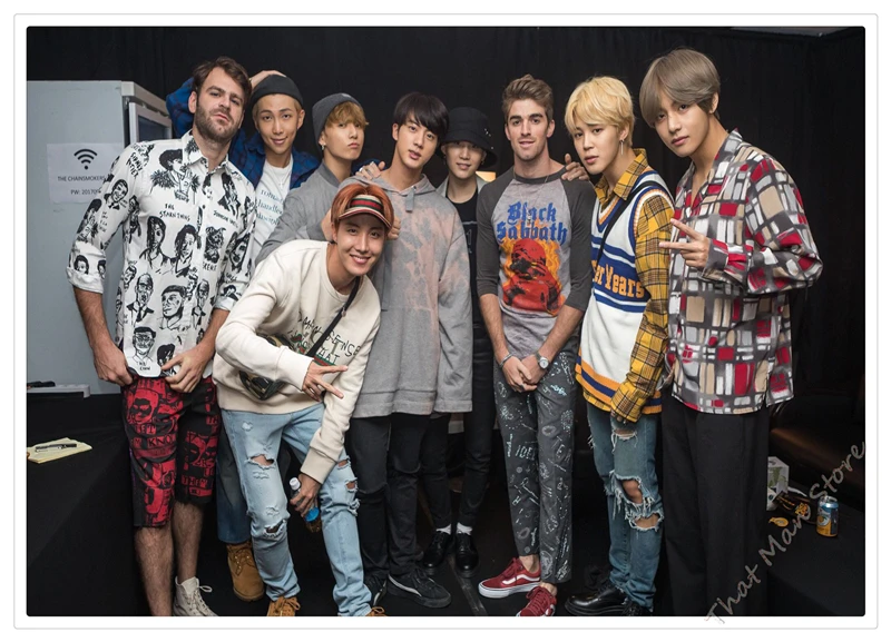 Kpop bangtan постер для мальчиков ясное изображение наклейки на стену украшение дома хорошее качество печать белая крафт-бумага домашний арт бренд - Цвет: Розовый