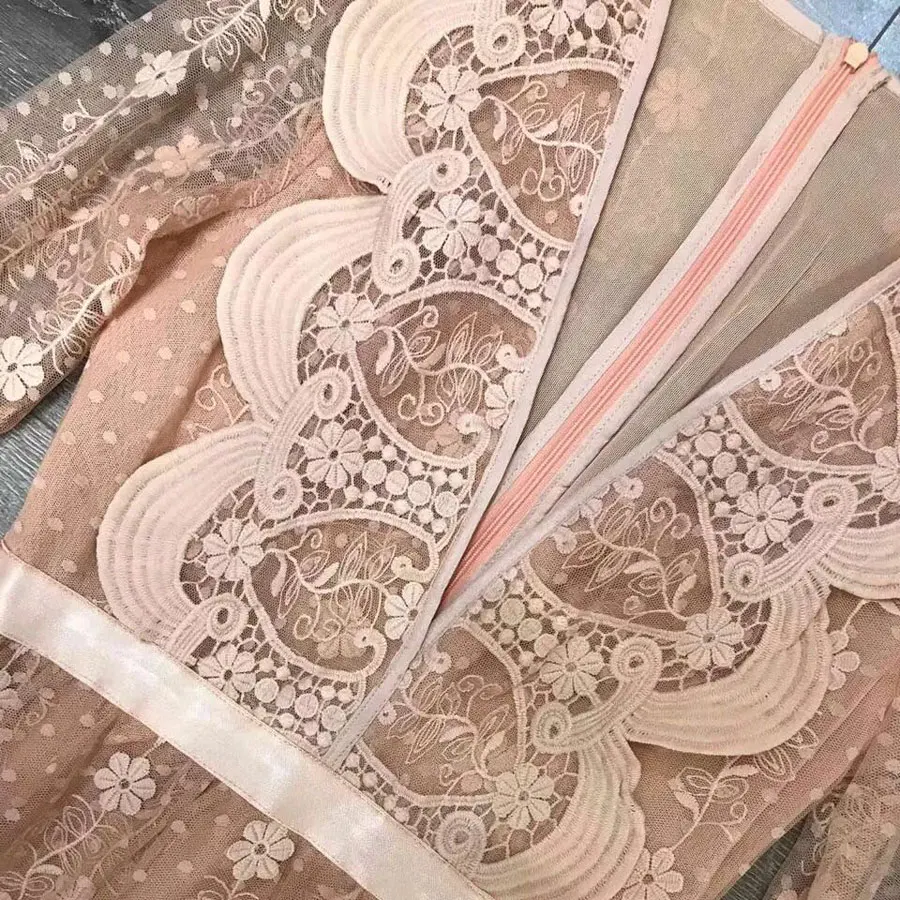 2019 Новое дизайнерское платье с расклешенными рукавами модное сексуальное мини