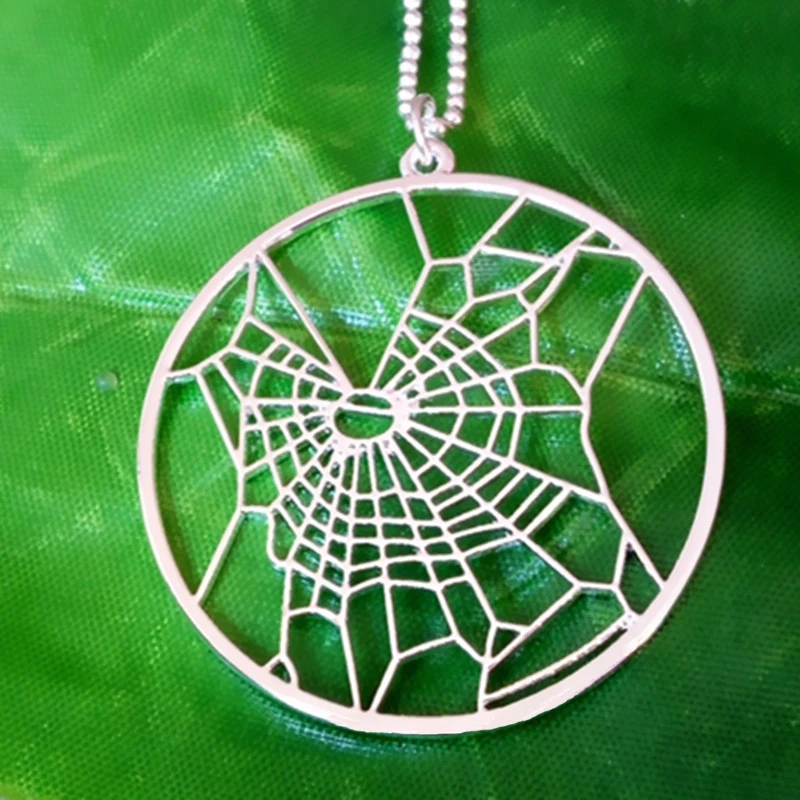 Прямая поставка Паук Паутина под воздействием ожерелье THC подарок на Хэллоуин