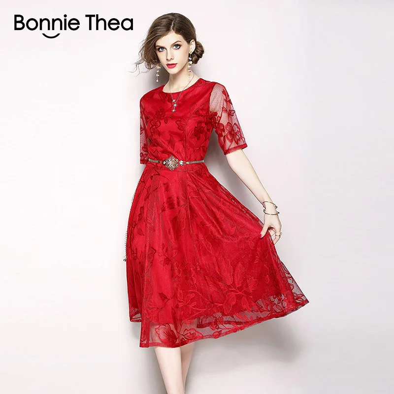 Женское Сетчатое платье с вышивкой Bonnie Thea красное элегантное круглым вырезом
