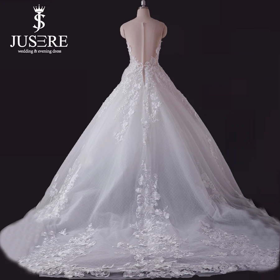 Майка с v-образным декольте аппликации из кружева цветами в складку