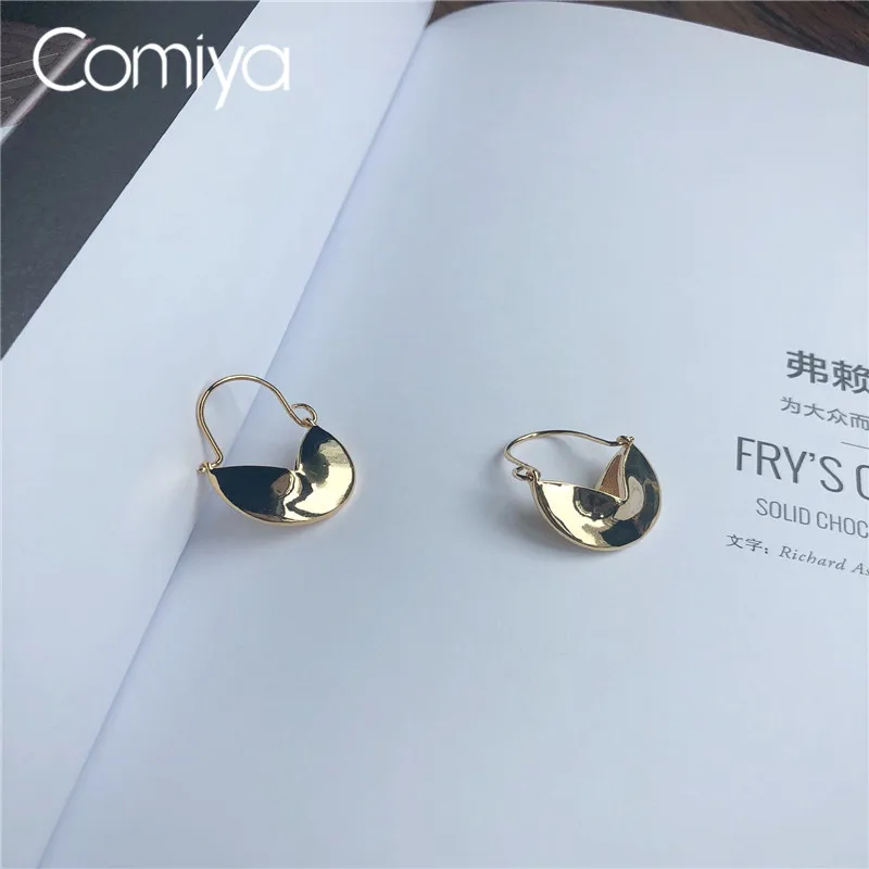 Comiya Эффектные серьги для женщин Цинковый золотистый сплав абстрактная форма
