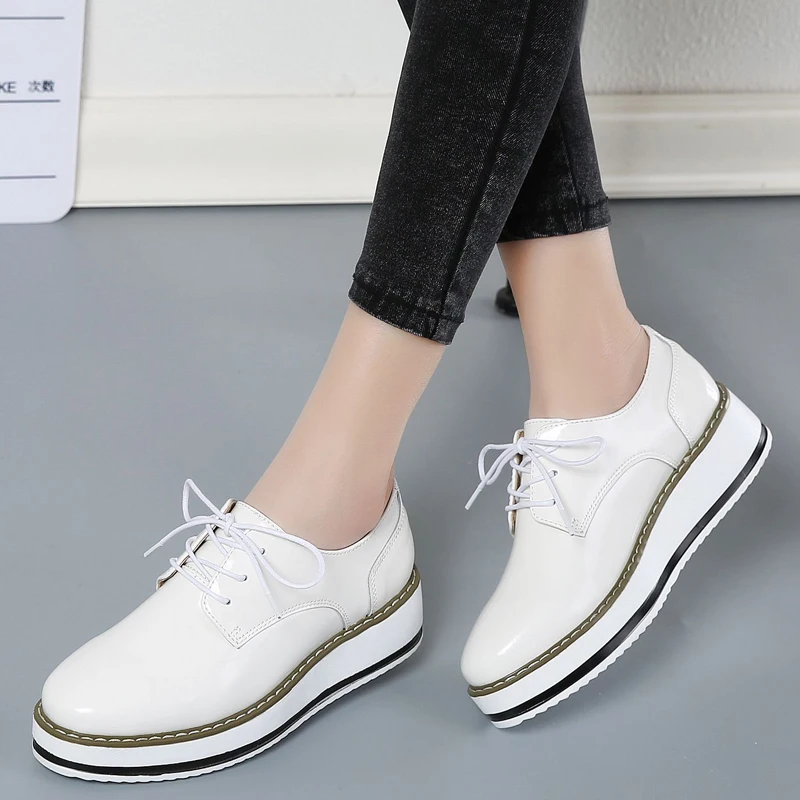 

MVP BOY 2018 Brand Women Platform Oxfords Flats Shoes Patent Leather Lace Up Brand Female Footwear Shoes for women Creepers