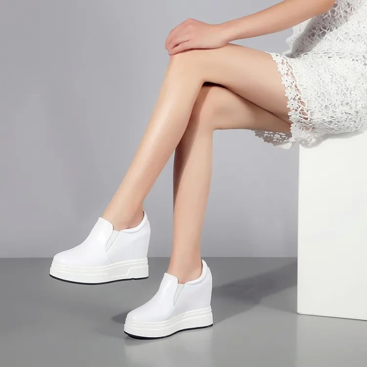 Туфли лодочки женские на скрытой танкетке высокий каблук 10 см кроссовки