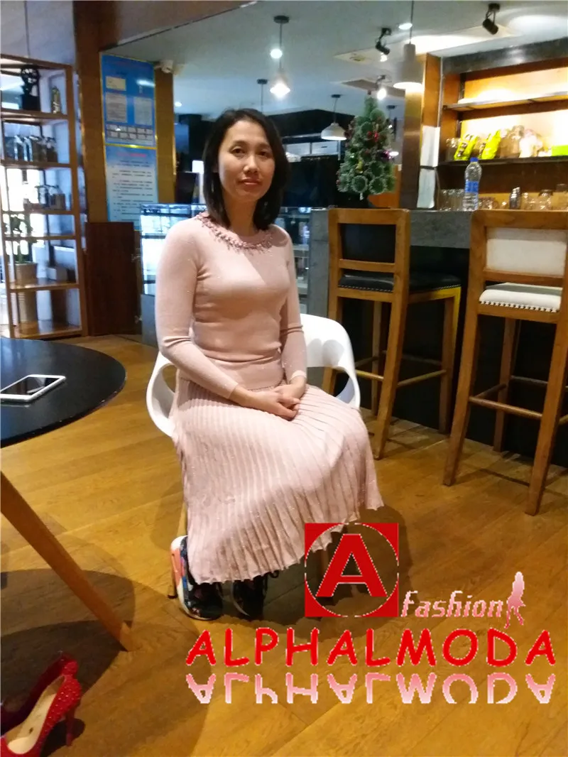 ALPHALMODA зимний женский милый свитер с бусинами, юбка, костюмы, воротник с бусинами, Сияющий Модный джемпер, плиссированная юбка, наборы