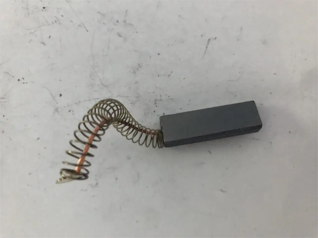 Карбоновые щетки с графитовым электродвигателем пружины и провода для