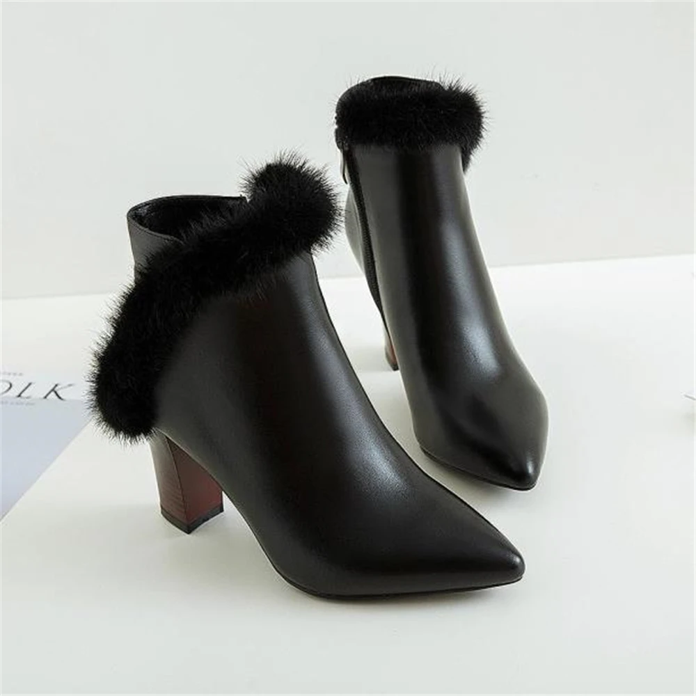 Women's leather boots high-heeled solid-colored mink hair-coat cow new fashion leather-raising shoes in autumn | Обувь