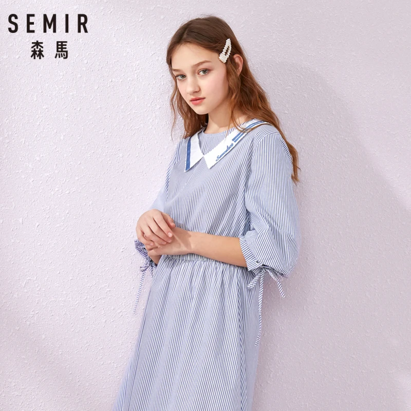 Женское платье в контрастную полоску SEMIR Полосатое с отворотами лентами и