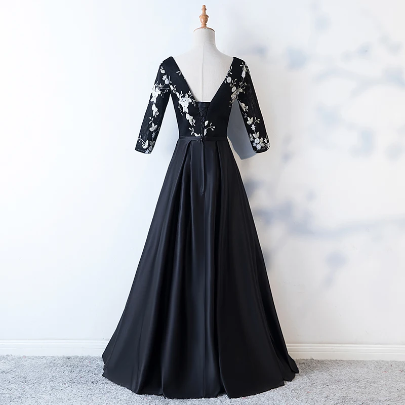 Атласное платье с аппликацией для выпускного вечера черное ТРАПЕЦИЕВИДНОЕ