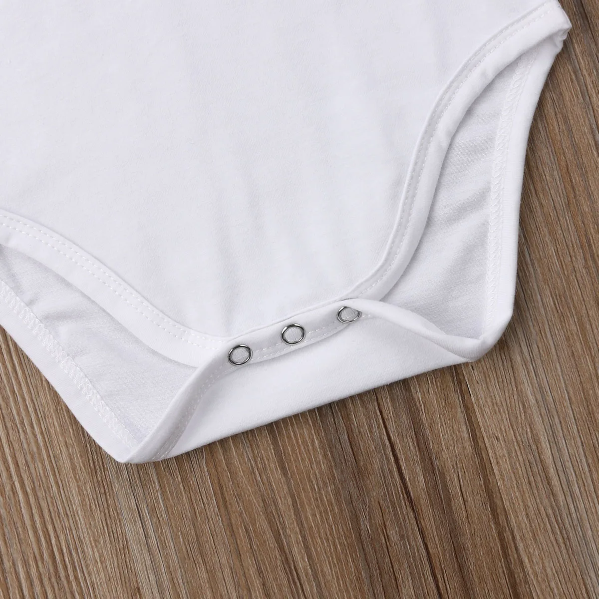 Боди для маленьких мальчиков и девочек белый комбинезон с буквенным принтом