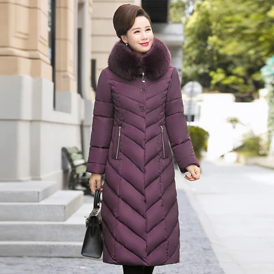 Dark purple Для женщин среднего возраста зимняя куртка с капюшоном парка Длинная Верхняя одежда большой размер свободный ветрозащитный пуховик хлопковая куртка теплые толстые пальто 5XL - Цвет: Dark purple