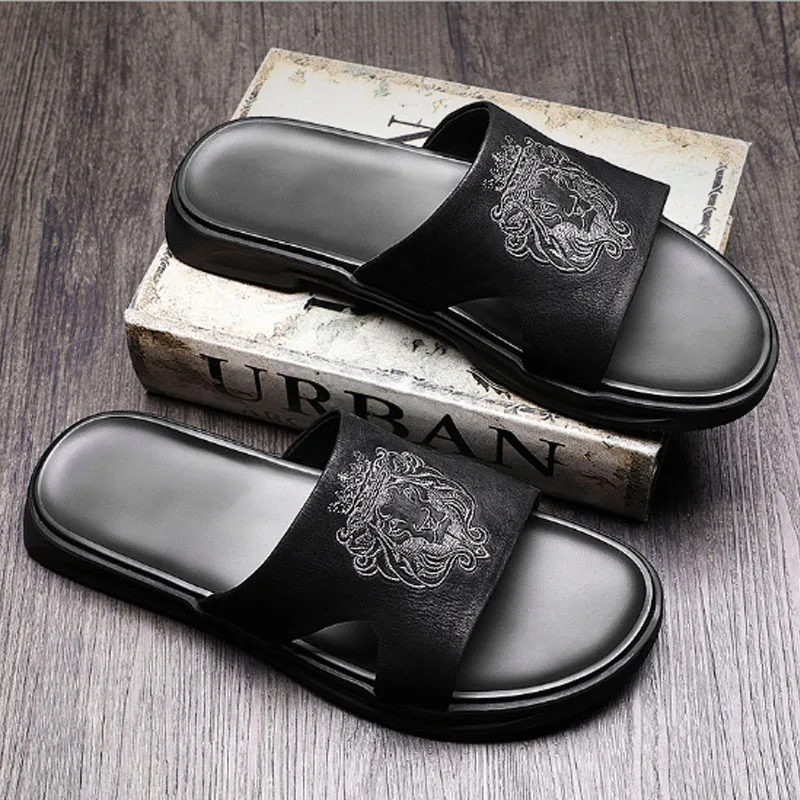 ISSACOCO Summer Men's Genuine Leather Slippers Men's Totem Flip Flops Beach Sandals Outdoor Leisure Non-slip Men Home Slippers - Цвет: Black