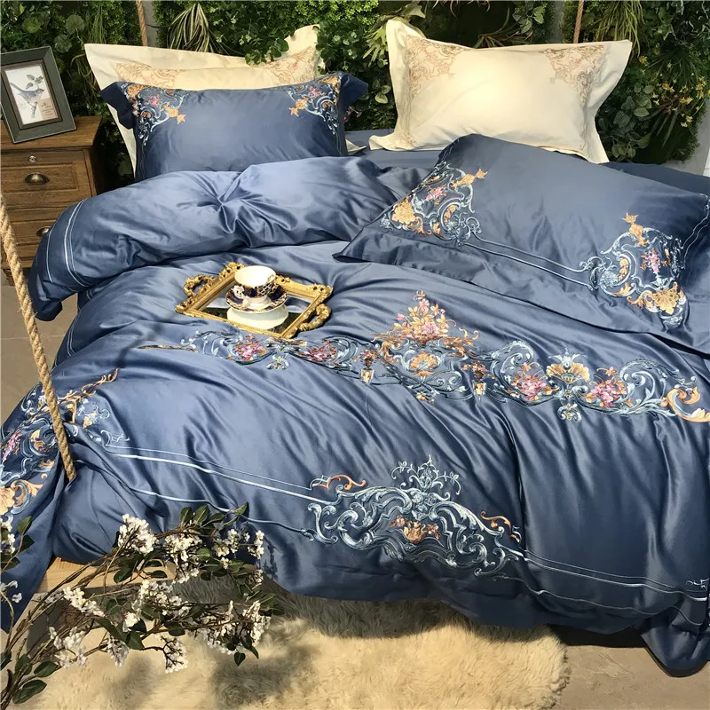 Роскошный комплект постельного белья из 100% египетского хлопка с Королевской