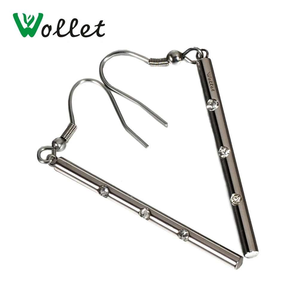 Длинные серьги из титана с фианитами серебристого цвета | Украшения и аксессуары