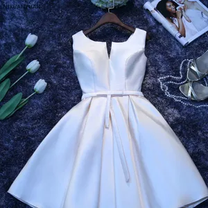 В наличии Короткие вечерние платья Белый сатин дешевые трапециевидной формы фатиновое платье без рукавов, Коктейльные Вечерние платье для выпускного вечера 2021