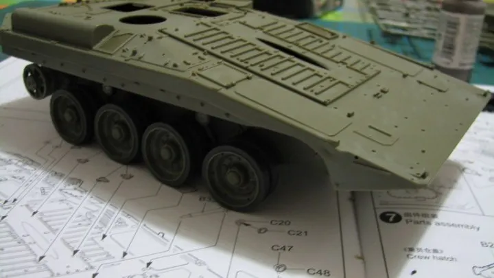 Trumpeter Танк Модель для сборки 00309 1/35 шведский Strv103B основной боевой танк всемирно известный автомобиль