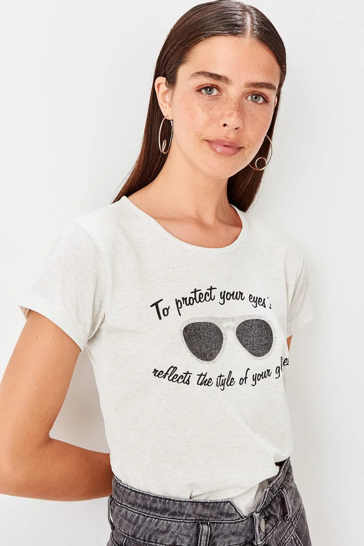 Trendyol серые Базовые Трикотажные футболки с принтом TWOSS19TS0547|Футболки| |