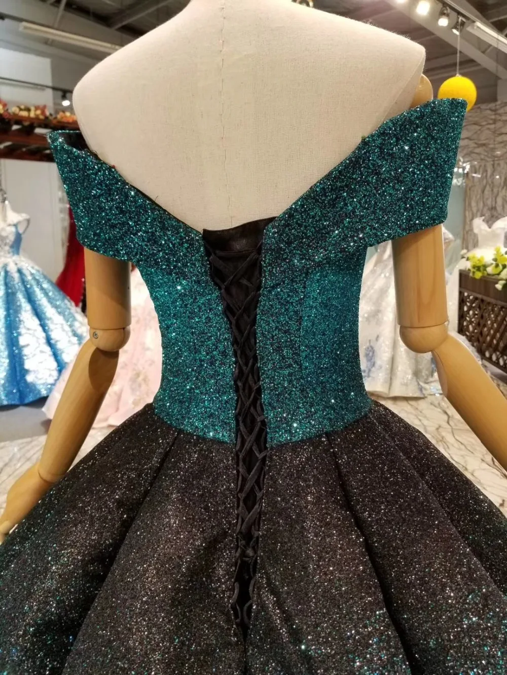 CloverBridal Пышное Бальное платье юбка длиной до пола с открытыми плечами бирюзовое черное двухтонное блестящее свадебное платье новейшее