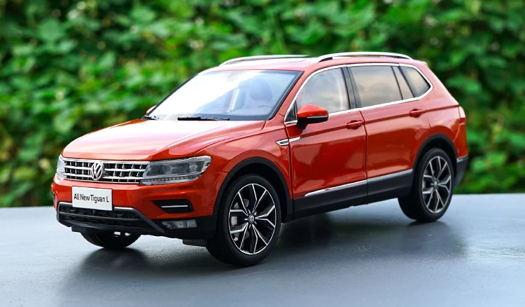 1/18 Tiguan L SUV литая модель металлическая модель автомобиля SUV игрушки для мальчика Подарочная Коллекция с коробкой