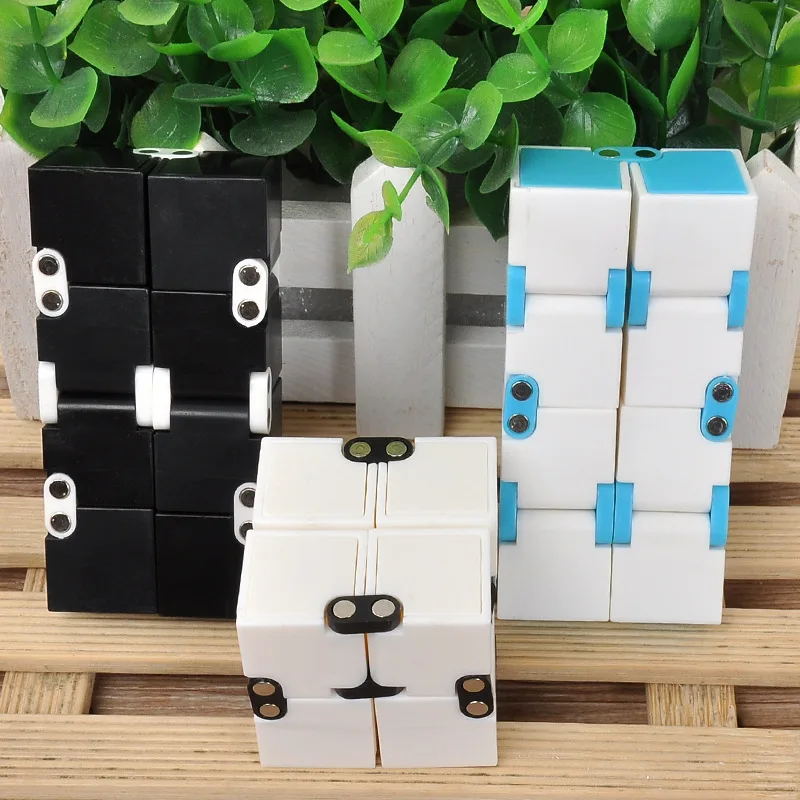 Пятно неограниченное Magic Cube флип карман магический куб бесконечное блок творческий декомпрессии игрушки для детей 3d Puzzle почтой
