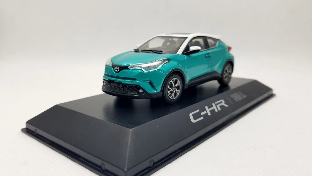 1:43 литая под давлением модель для Toyota C HR 2017 зеленый внедорожный игрушечный