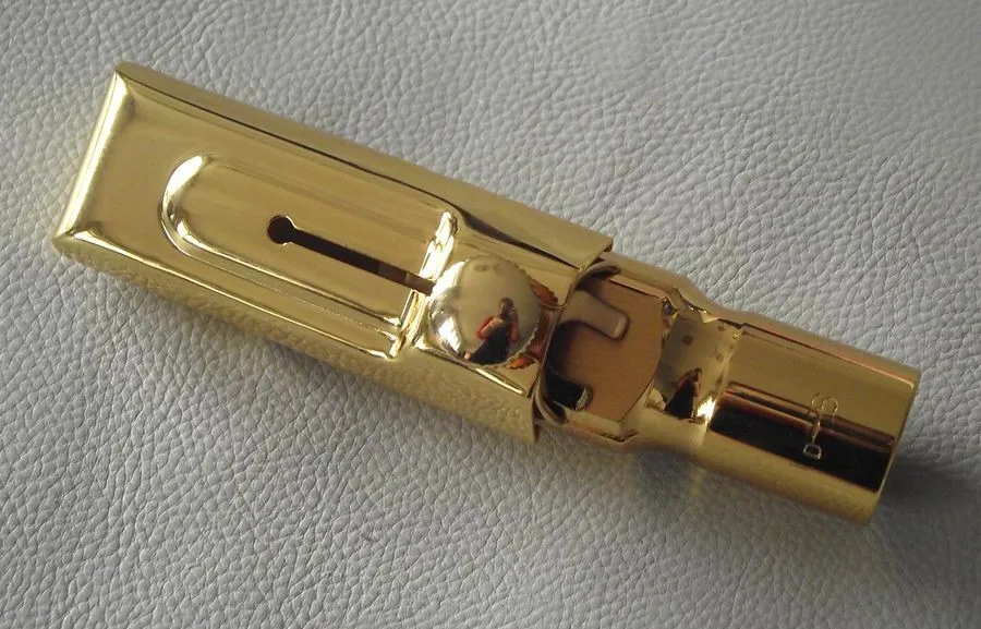 Профессиональный металлический мундштук для саксофона тенора Лигатура колпачок