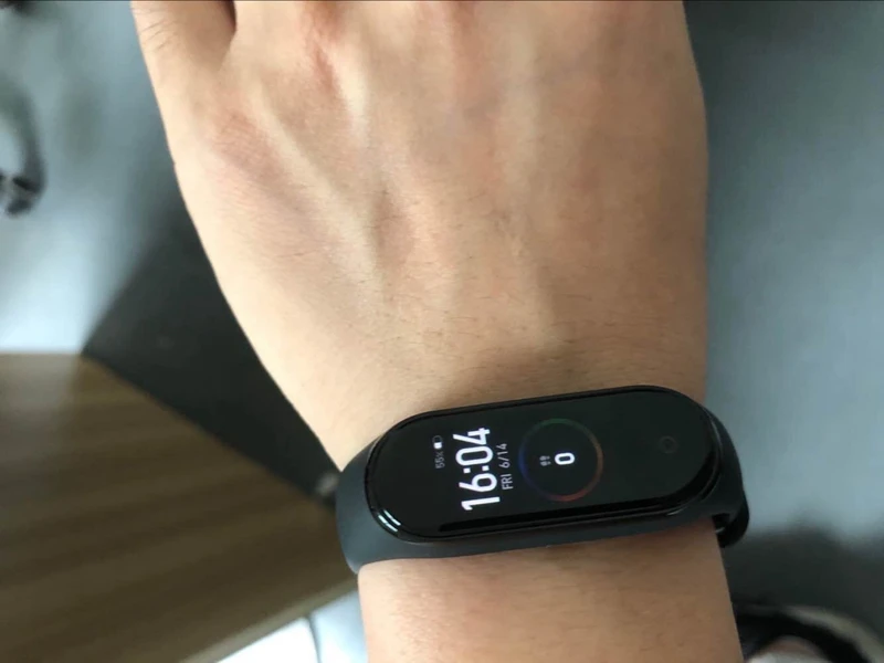 Xiaomi mi Band 4 смарт-браслет mi Band 4 браслет трекер сердечного ритма 0,9" Большой AMOLED экран 5 АТМ водонепроницаемый браслет