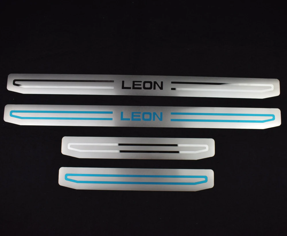 Накладка на дверные пороги из нержавеющей стали для SEAT LEON 2015 2018 двухцветные 2017