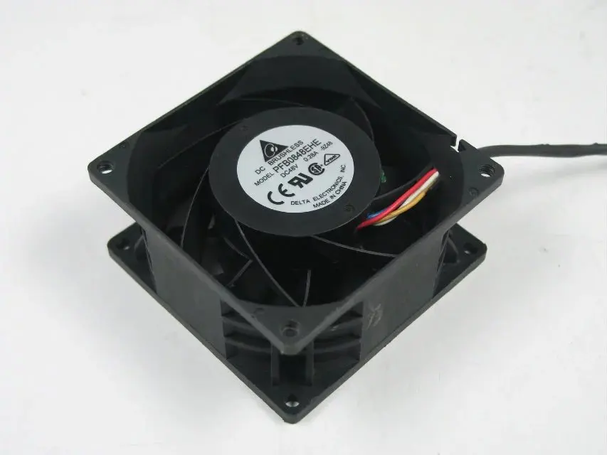 Вентилятор охлаждения сервера Delta Electronics PFB0848EHE 9Z48 48 в пост. Тока 0,28 а 80x80x38 мм