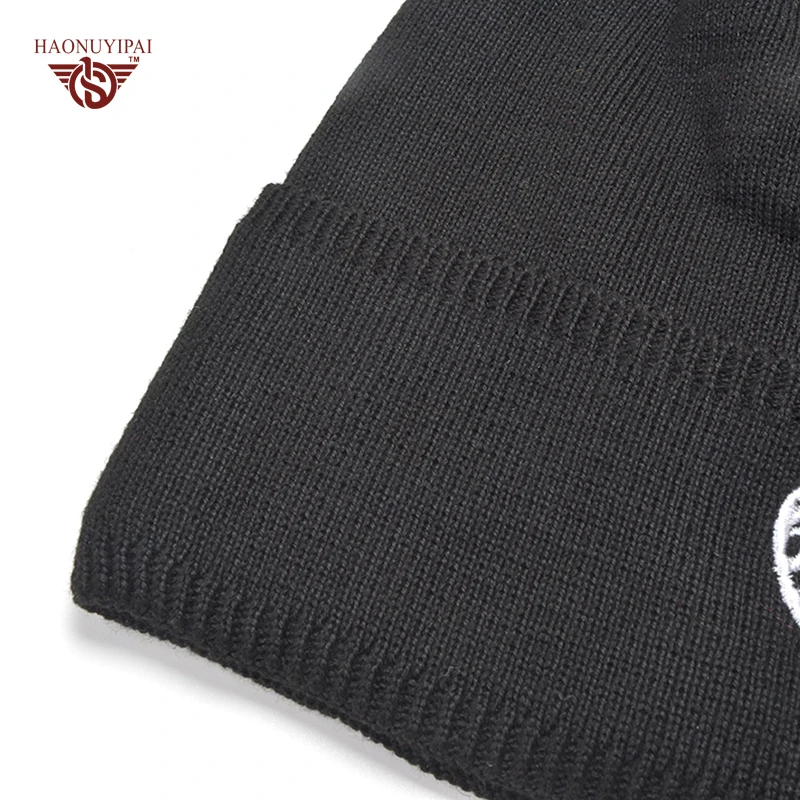 Бренд Для мужчин Hat Зимние черные сапоги однотонные Красные трикотажные Кепки