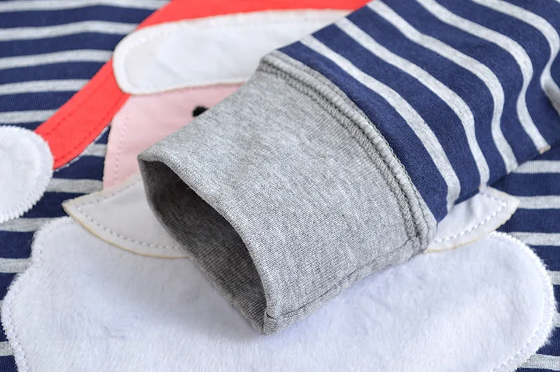 Футболка для мальчиков в синюю полоску с изображением Санта Клауса брендовые