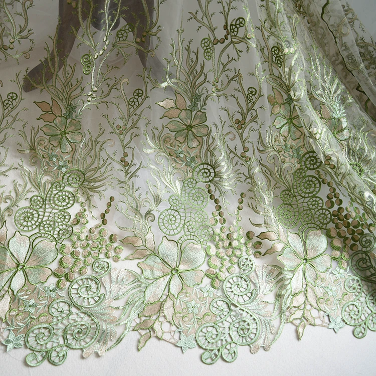 

European and American fashion embroidery lace fabric high-grade wedding dress fabric