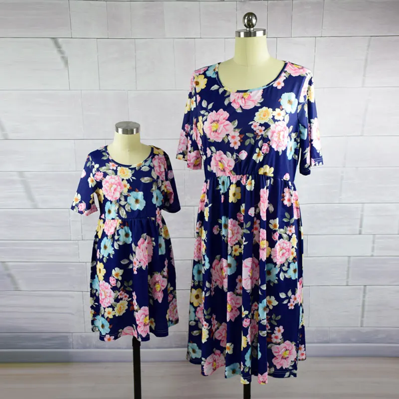 MVUPP платья для мамы и дочки Семейные комплекты плиссированный вечерний наряд с