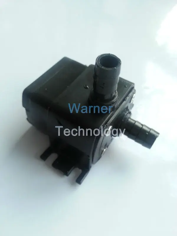 Маленький водяной насос 12 В постоянного тока микро Бесщеточный Водяной