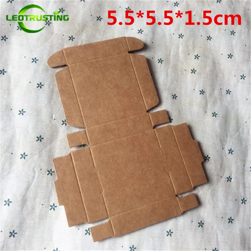 Leotrusting 50 шт. 5.5*5.5*1.5 см коричневый kraft Бумага коробка натуральный крафт-Бумага подарок упаковку ручной работы x-Mas Бумага картонная коробка
