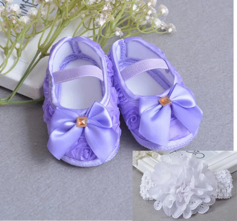 with headband Белые вечерние туфли для маленьких девочек; обувь для крещения; обувь балерины для новорожденных; обувь со стразами и бантом; обувь с цветами; обувь для первых ходунков - Цвет: with headband