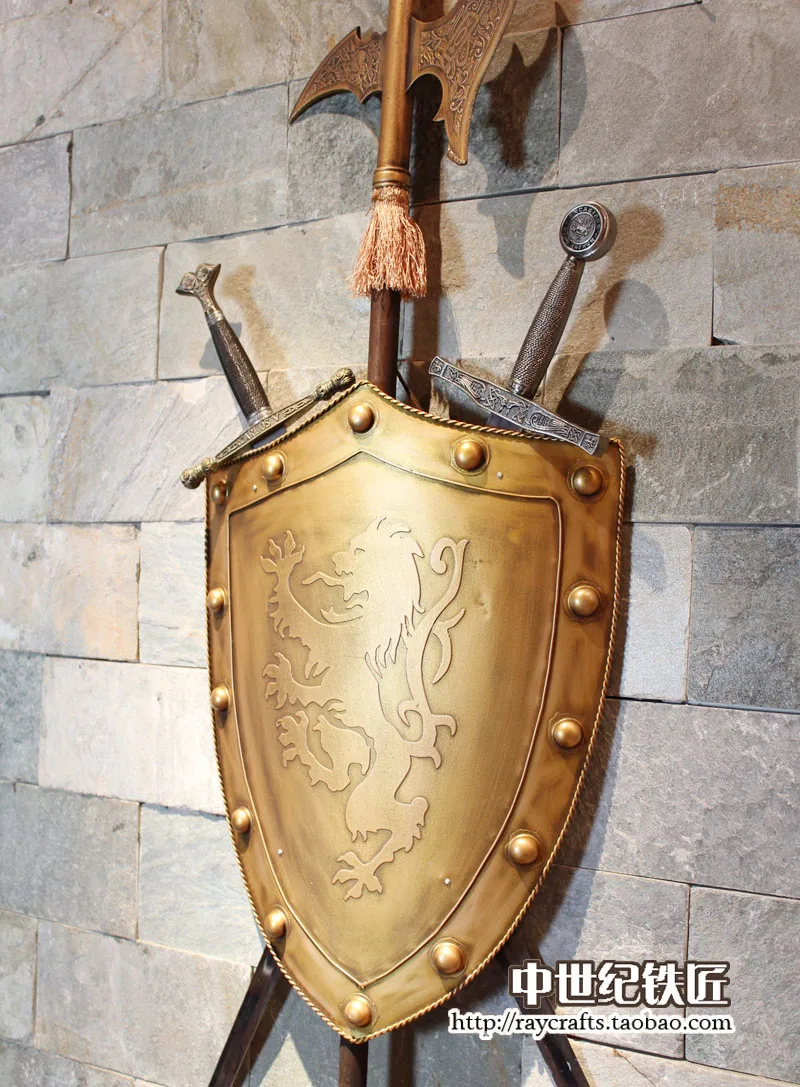 Ретро Бар Ювелирные изделия/Железный щит меч топор/Европейский отель лобби