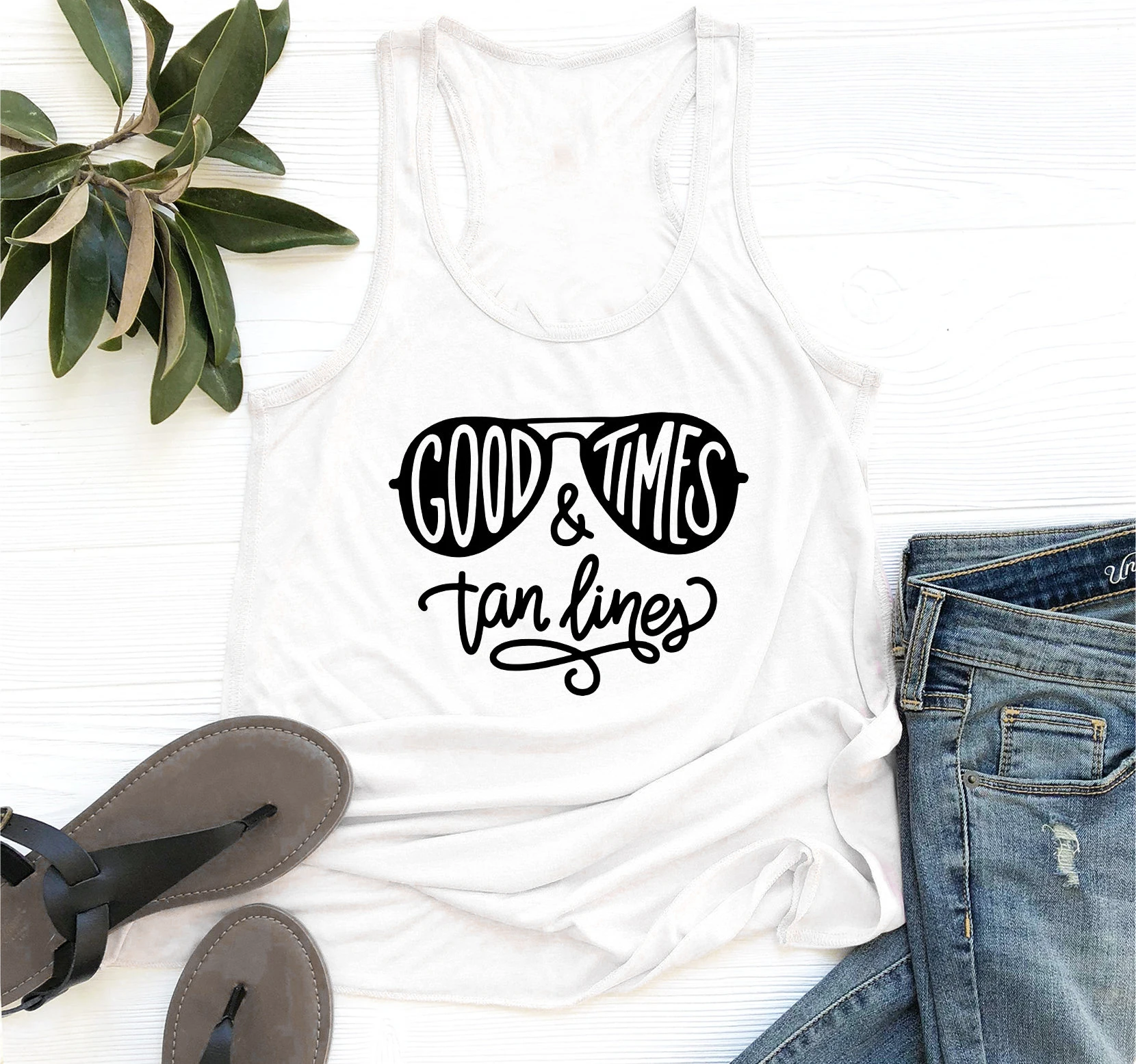 Хорошие времена и светло коричневые линии футболка для отдыха на бретелях