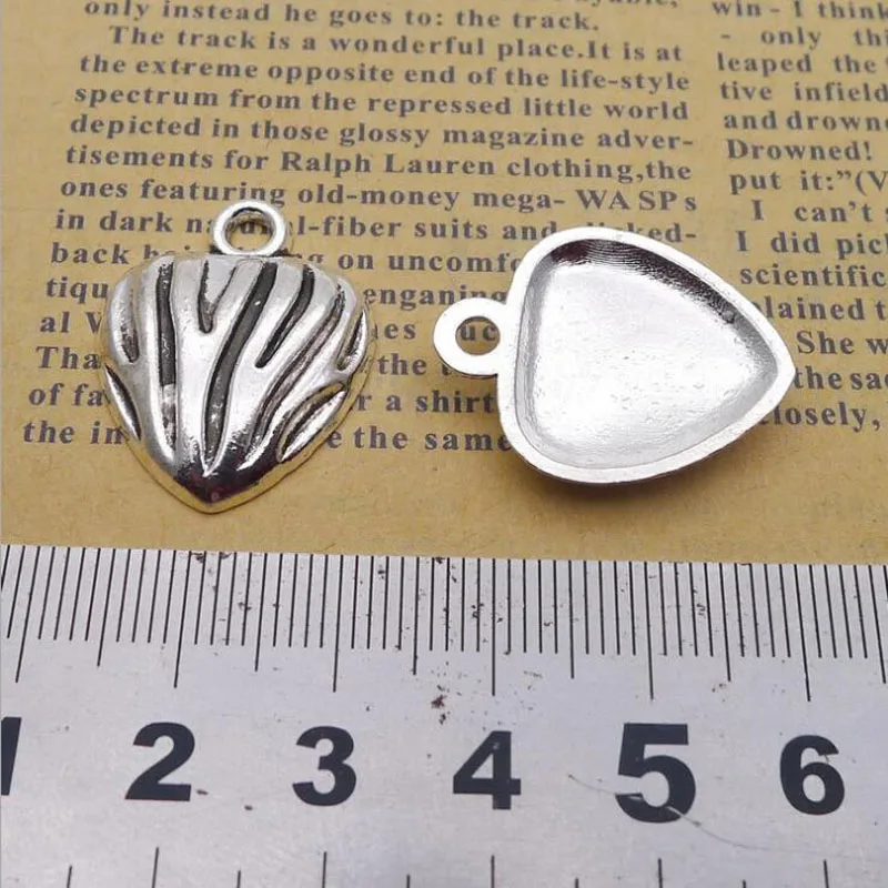 

20pcs/lot Alloy Charms Antique Silver Plated Retro Heart Charm Pendant Handmade Hanging Crafts 20x25mm