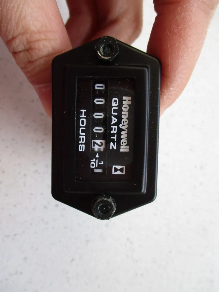 

HONEYWELL QUARTS HOURS METER FIT FOR EDL13000TE DIESEL GENERATOR PARTS