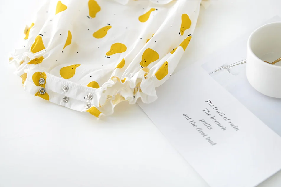 

LEMONS&LYCHEE pear cotton print vest boutique baby toddler romper with hat