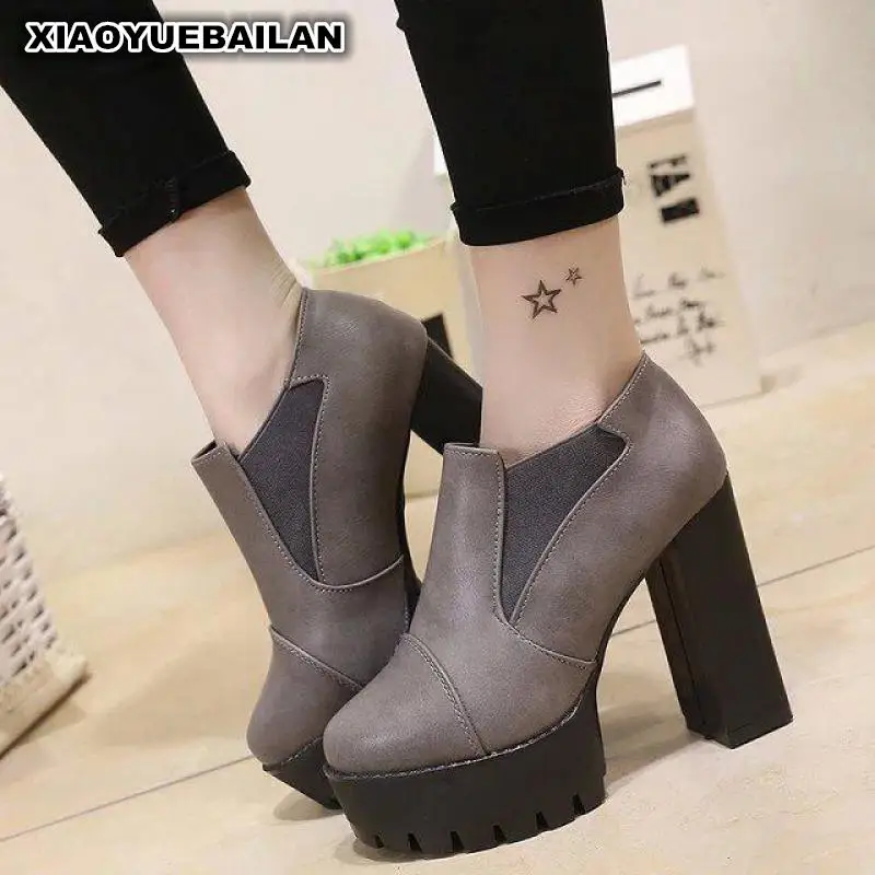 2017 г. Осенне зимние новые ботинки на высоком каблуке женские Мартенс английском